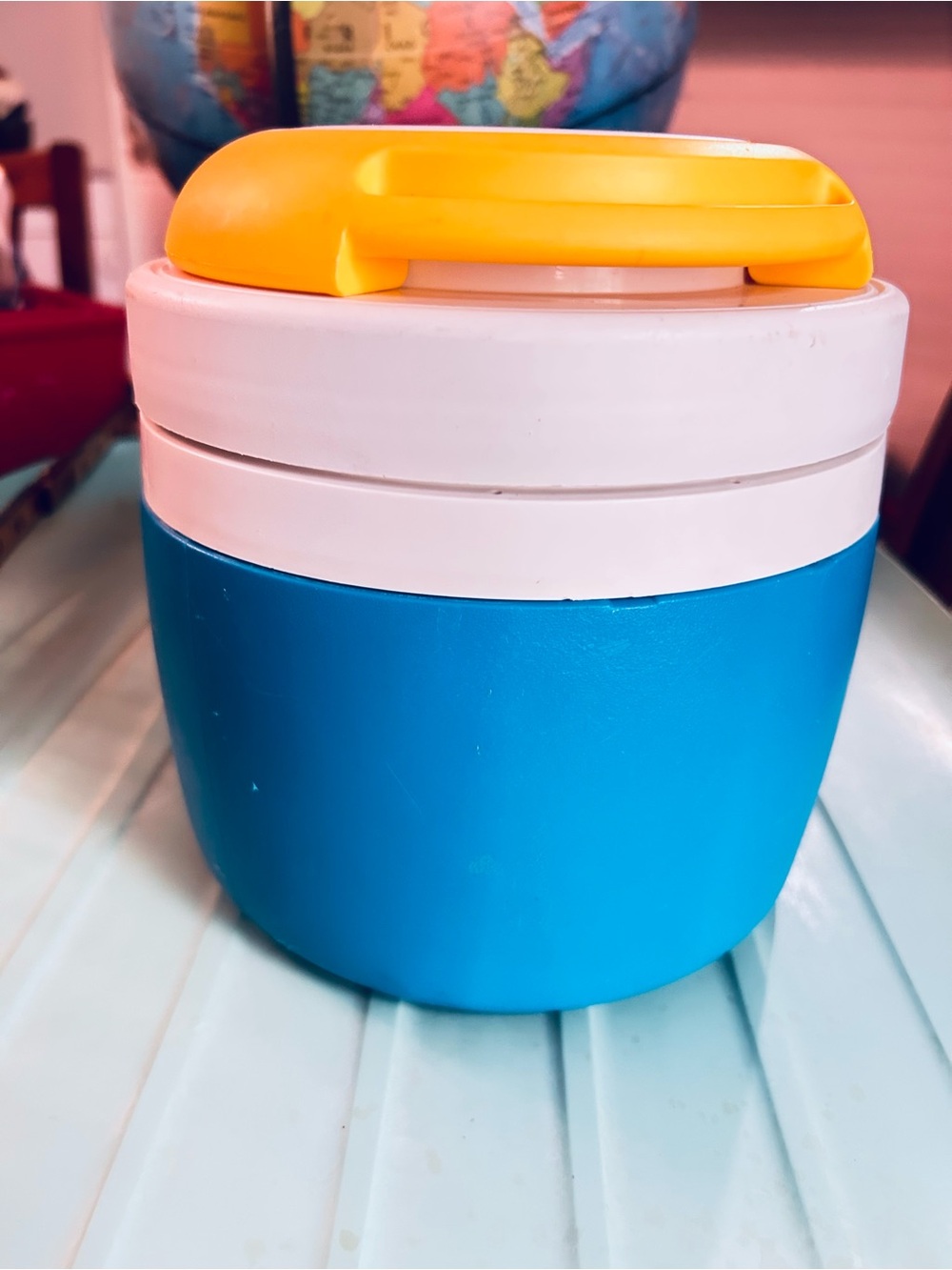 Vintage Igloo personal cooler, thermos